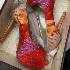 Enzo Angiolini Eatonell heels in size 8.